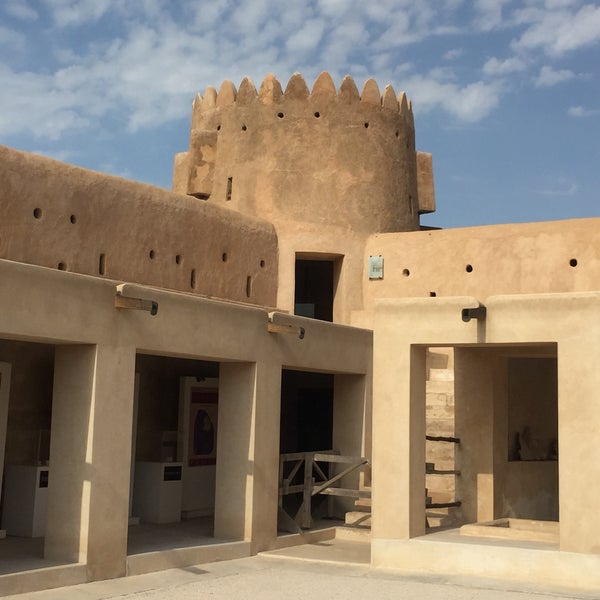 รูปภาพถ่ายที่ Al Zubarah Fort and Archaeological Site โดย Kemal K. เมื่อ 3/7/2017