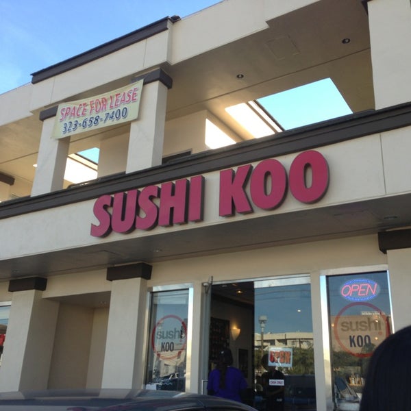 Foto tirada no(a) Sushi Koo por Jessica R. em 1/18/2013