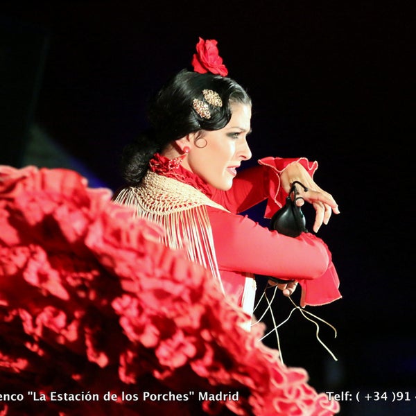 Foto scattata a Tablao Flamenco Los Porches da tablao flamenco los porches il 12/1/2015