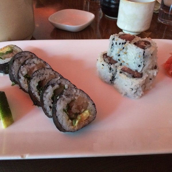 รูปภาพถ่ายที่ Sushi Taiyo โดย Carmen V. เมื่อ 1/13/2014