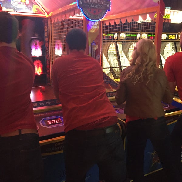 Photo taken at Dave &amp; Buster&#39;s by Caroline S. on 4/4/2015