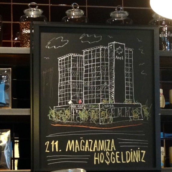 Starbucks Ümraniye�de Kahve Dükkanı