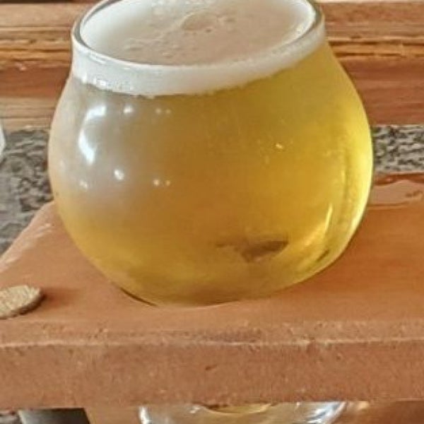 รูปภาพถ่ายที่ One Love Brewery โดย New England B. เมื่อ 8/21/2021
