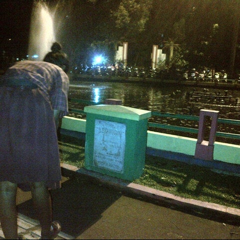 Photos At Air Mantjur Taman Beringin Medan Sumatera Utara