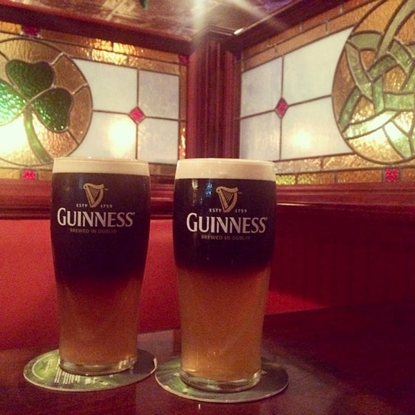 Photo taken at O&#39;Tooles Irish Pub by Rachel L. on 7/20/2014