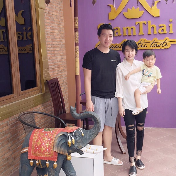 39 ziyaretçi Siam Thai ziyaretçisinden 3 fotoğraf ve 1 tavsiye gör. 