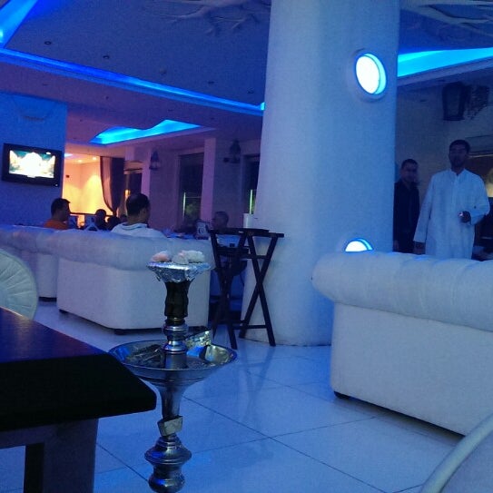 Foto tirada no(a) Lounge Wish por Osama R. em 7/23/2013