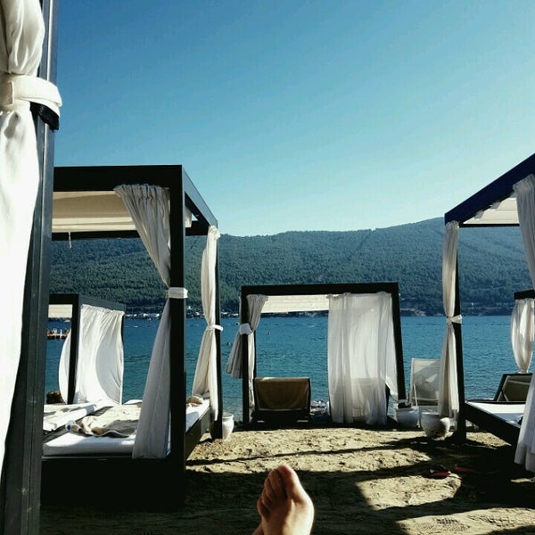 Baia Bodrum пляж понтон