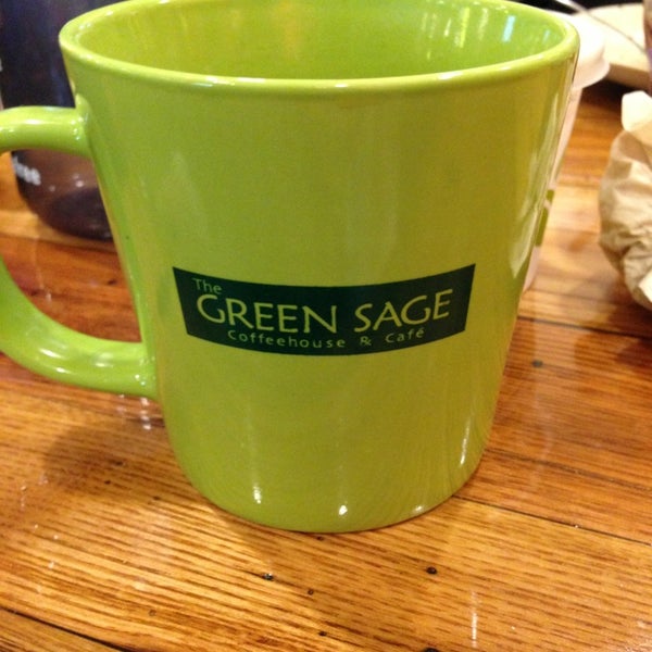 Снимок сделан в Green Sage Cafe пользователем Adam P. 2/2/2013