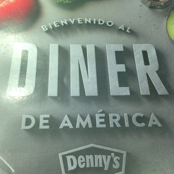 Photo taken at Denny&#39;s by Morgana C. on 12/18/2015