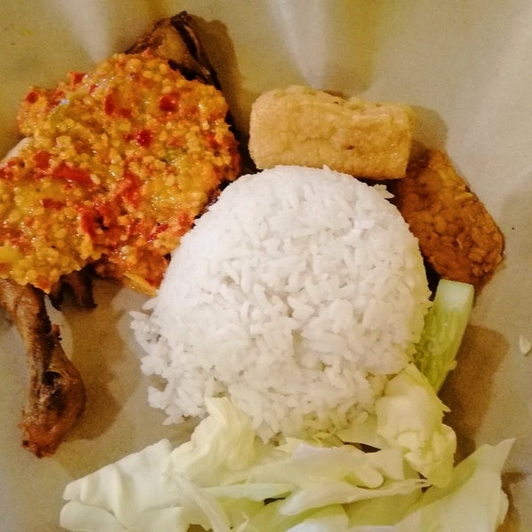 ayam gepuk pak gembus bangsar