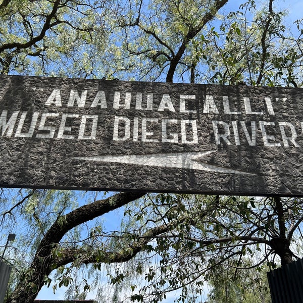 Foto scattata a Museo Diego Rivera-Anahuacalli da Jorge V. il 5/28/2022