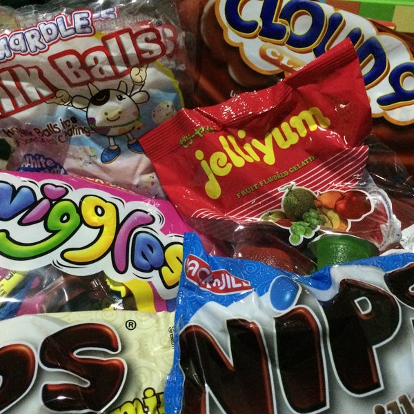 Fortune Mart Grocery Store in Manila