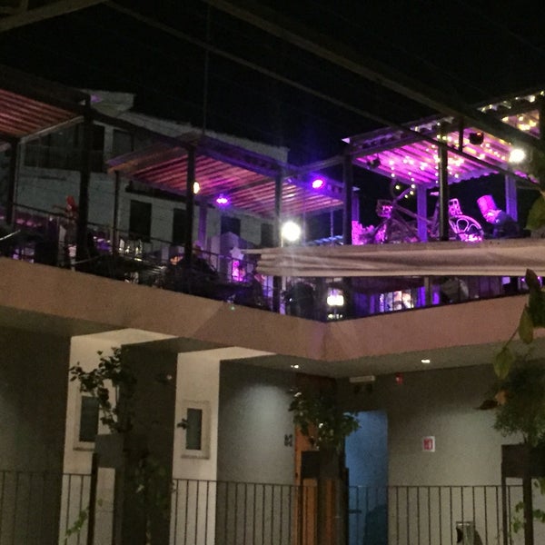 Снимок сделан в Flor de Mayo Hotel &amp; Restaurant пользователем Ernesto S. 3/10/2018