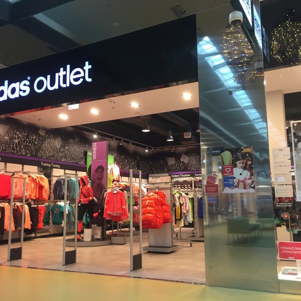 Adidas Outlet Store - Ul.Prof Rozanskiego 32