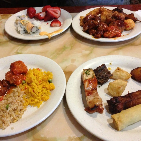 Photo taken at Hibachi Grill Asian Buffet by Tami B. on 6/10/2013