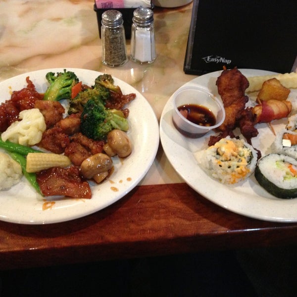 Photo taken at Hibachi Grill Asian Buffet by Tami B. on 1/11/2013