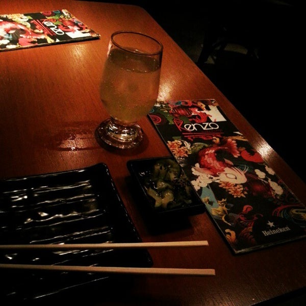 Photo taken at Kenzo Sushi Lounge by Thiago C. on 11/25/2012