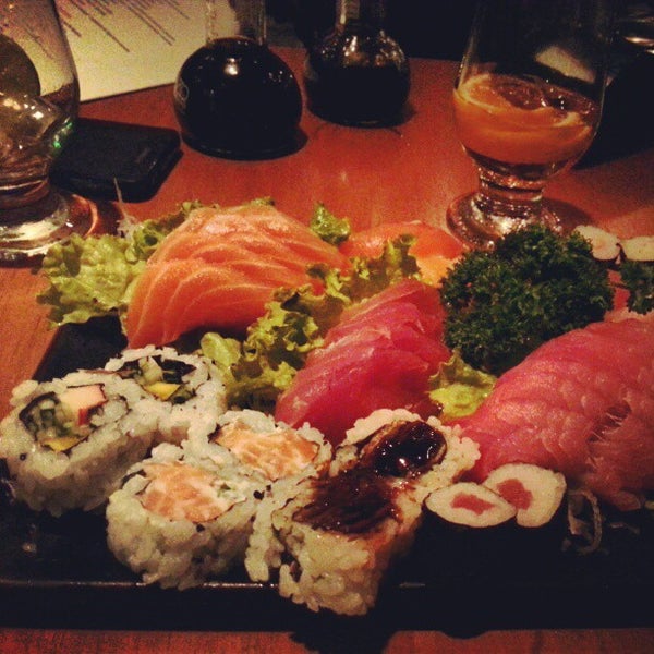 10/15/2012にThiago C.がKenzo Sushi Loungeで撮った写真