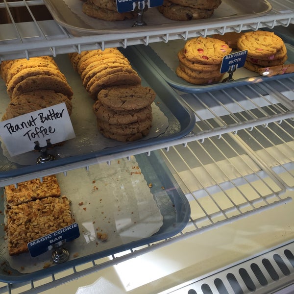 The Cookie Jar Dessert Shop in Elk Grove