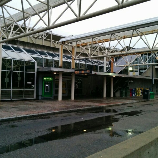 Fotos en MBTA Braintree Station Estación de metro en Braintree