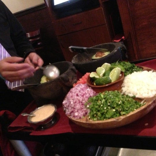 Table side guacamole is awesome! Yummy steak fajitas w fresh veggies