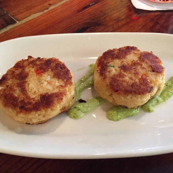 The crab cakes are amazing!