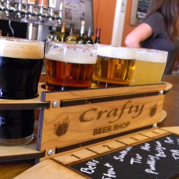 Foto diambil di Crafty Beer, Wine &amp; Spirits oleh Crafty Beer, Wine &amp; Spirits pada 12/7/2015