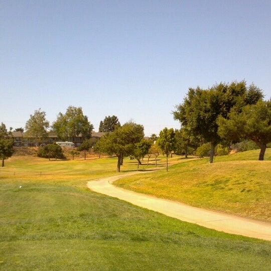 Foto diambil di National City Golf Course oleh Evan H. pada 4/26/2013
