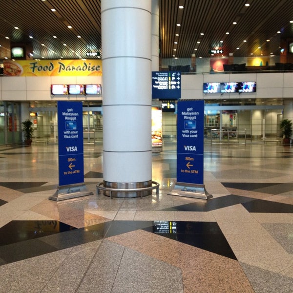 photos at klia arrival hall sepang