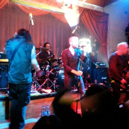 Photo taken at Ozzy Bar Rock by Juan A. on 12/14/2012