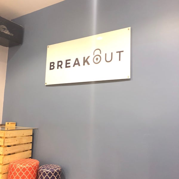 Photo taken at Breakout Escape Rooms | بريك أوت by Amy O. on 3/26/2018