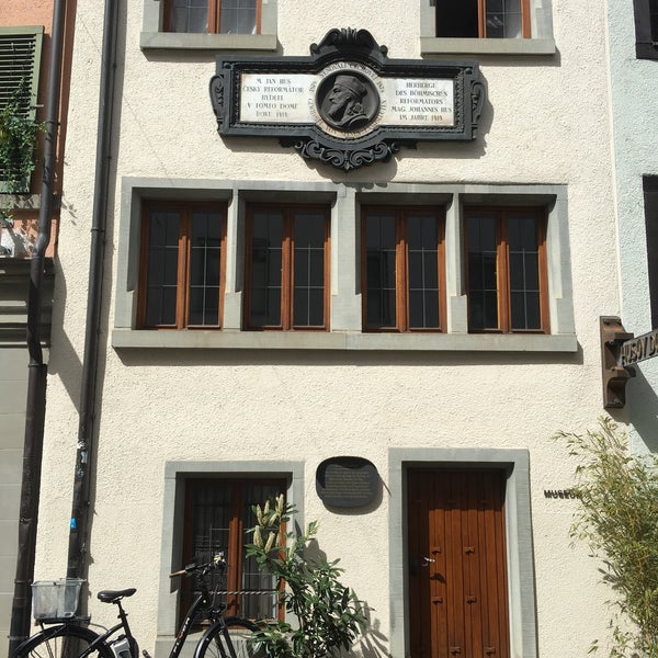 Photos At Hus Haus 1 Tip