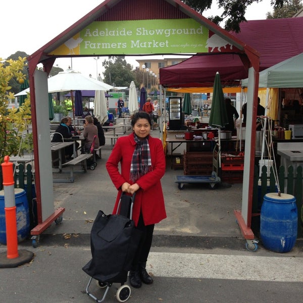 Photo prise au Adelaide Showground Farmers&#39; Market par L a r ï z ż ä le6/29/2013
