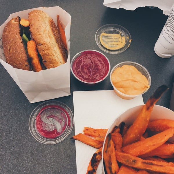 I love my meat, but even I like the food here. The sweet potato fries are really good. Beet ketchup sounds strange, but it balances the saltiness of the fries very well. Guac burger also good