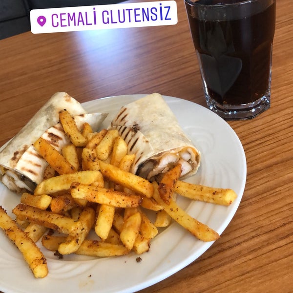 Photo taken at Cemali Cafe &amp; Bistro by Müberra . on 8/8/2019