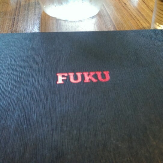 Foto tirada no(a) Fuku Japanese Restaurant por Dale C. em 6/11/2014