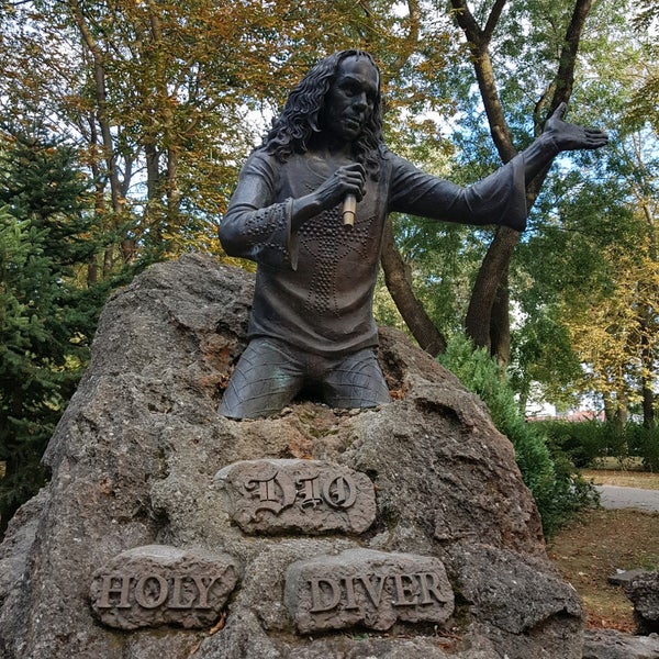 Памятник dio в болгарии