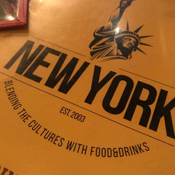 2/5/2019 tarihinde Elif Ö.ziyaretçi tarafından New York Restaurant &amp; Bar'de çekilen fotoğraf