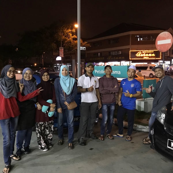 Petronas Station Gas Station In Petaling Jaya