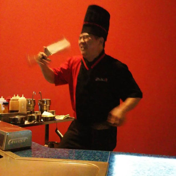 Zuki Japanese Hibachi Grill & Sushi Lounge Downtown Evansville 9