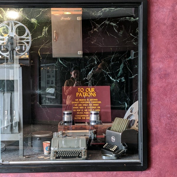 Fox Bay Cinema and Grill Movie Theater in Whitefish Bay