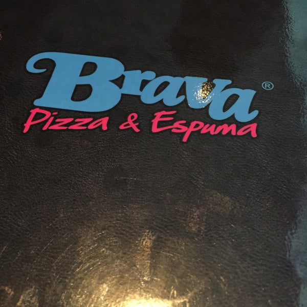 Photo taken at Brava Pizza &amp; Espuma by Ivan V. on 1/25/2015