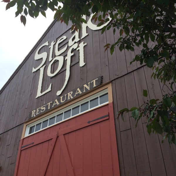 5/26/2014 tarihinde Billy J.ziyaretçi tarafından Steak Loft Restaurant'de çekilen fotoğraf
