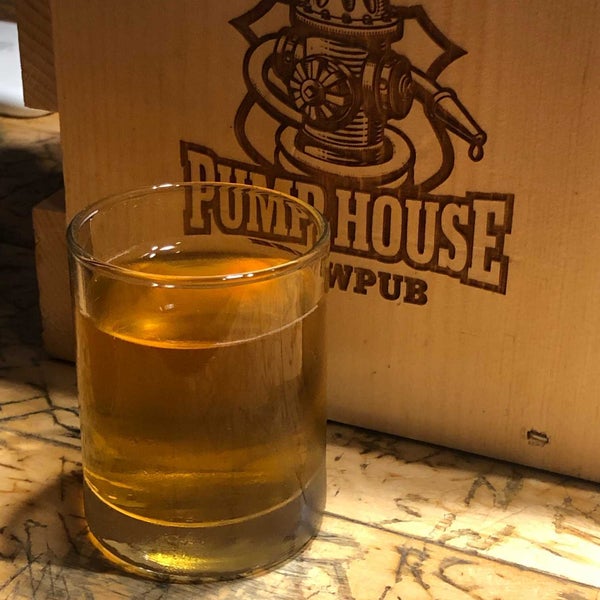 รูปภาพถ่ายที่ The Pump House Brewery and Restaurant โดย Kevin เมื่อ 8/15/2019