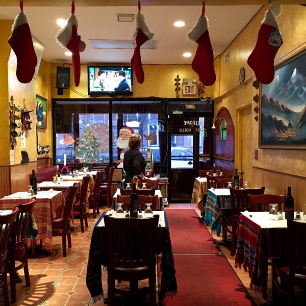 12/11/2015 tarihinde Nicholas D.ziyaretçi tarafından Super Pollo Restaurant'de çekilen fotoğraf