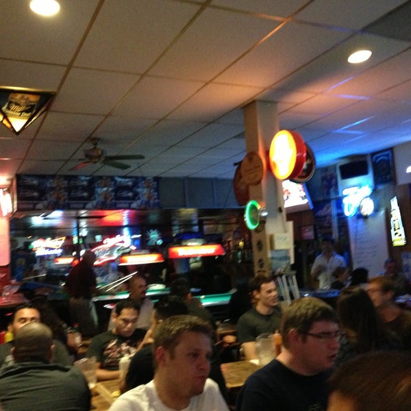 The Goose Pub & Eatery Antro en Bellevue