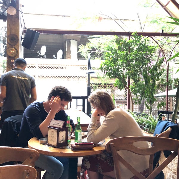 Foto scattata a Cafe Em Nazih da Nicolas il 5/10/2019