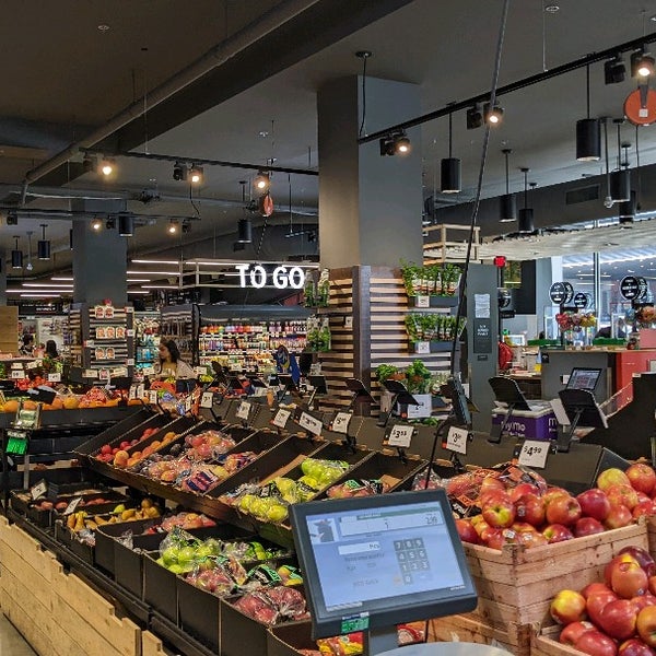 GIANT Heirloom Market™ - Market in 