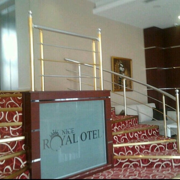 Das Foto wurde bei Nice Royal Otel von Çakıroğlu H. am 1/30/2016 aufgenommen